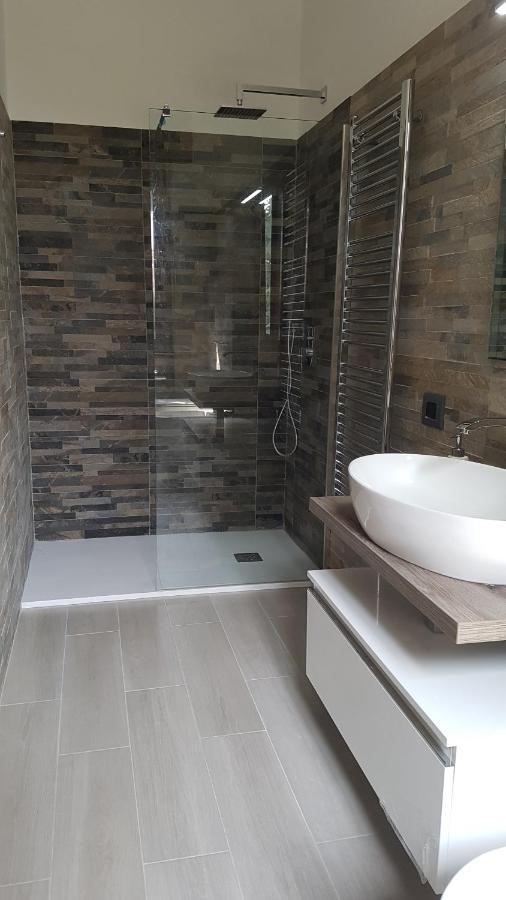 B&B Villa Mirella Casnate Con Bernate Экстерьер фото