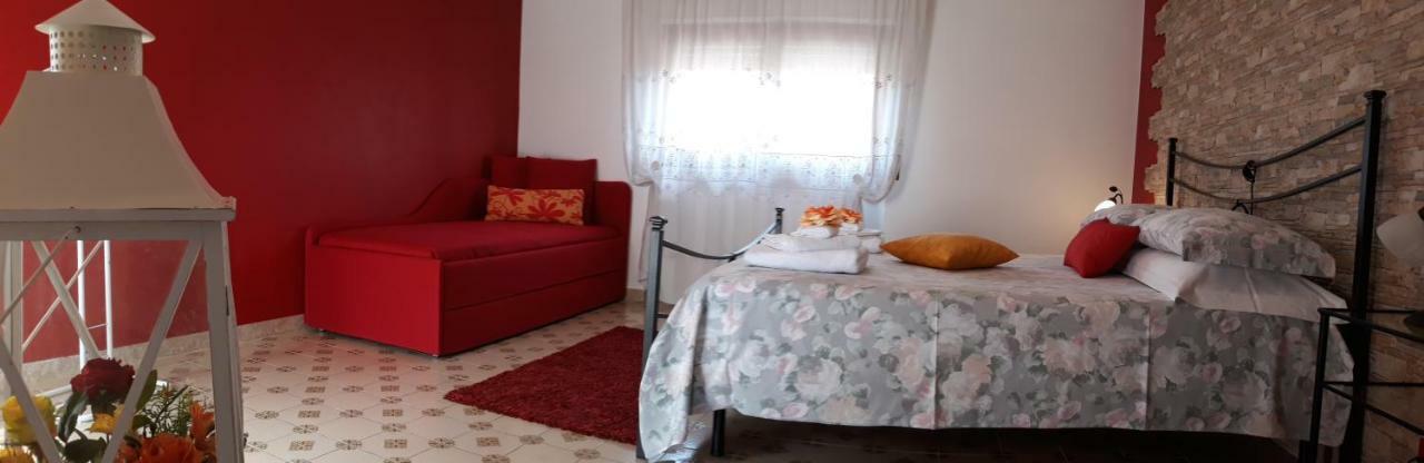 B&B Villa Mirella Casnate Con Bernate Экстерьер фото